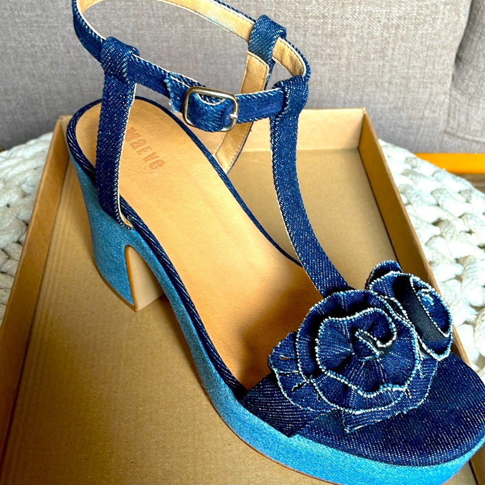 Maeve Two-Tone Denim Platform Sandals with Rosette - Picture 3 of 16